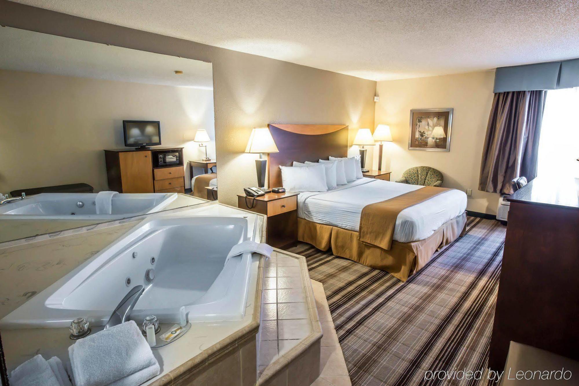 Quality Inn I-81 Exit 23 Bulls Gap Buitenkant foto