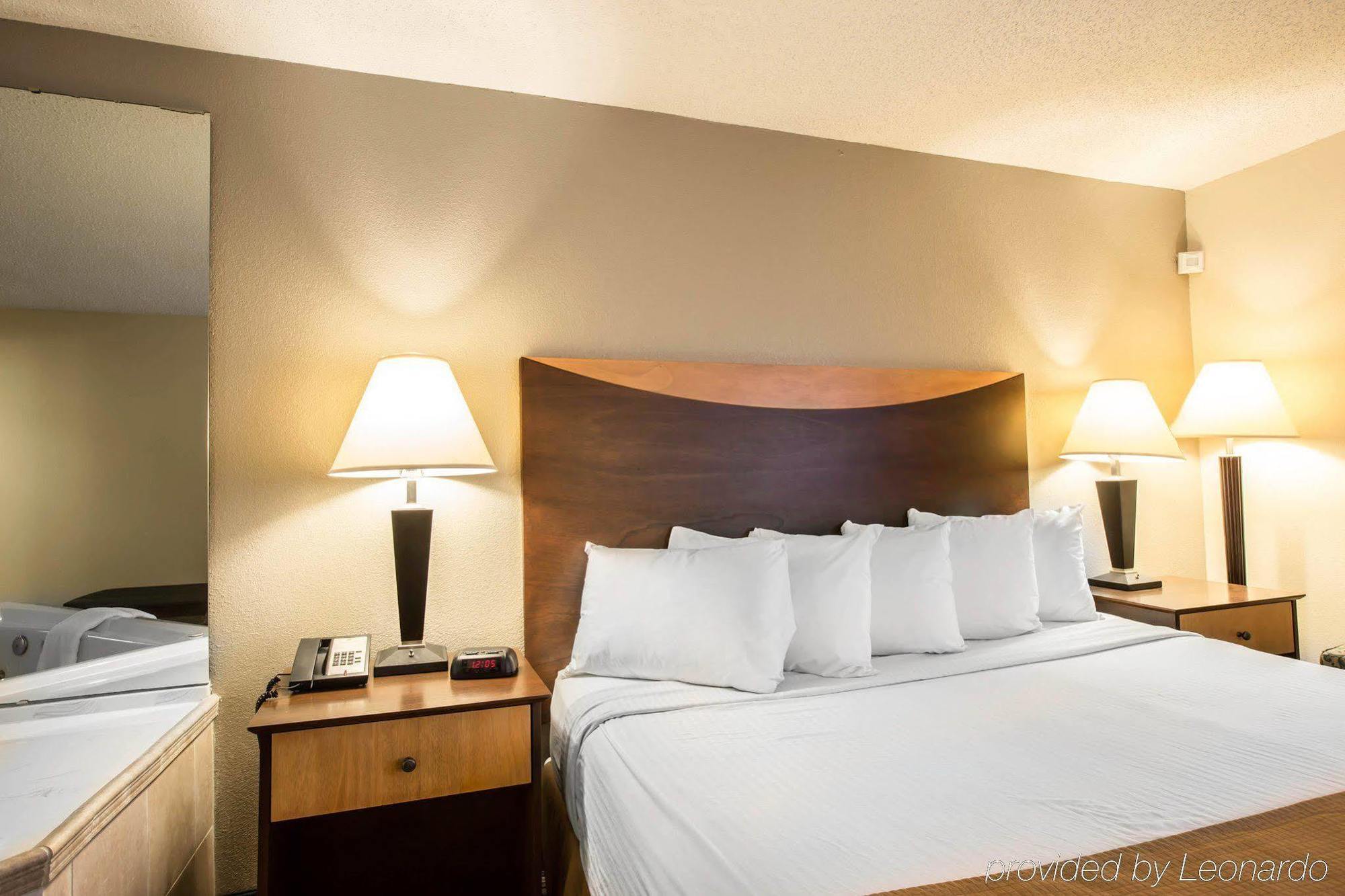 Quality Inn I-81 Exit 23 Bulls Gap Buitenkant foto